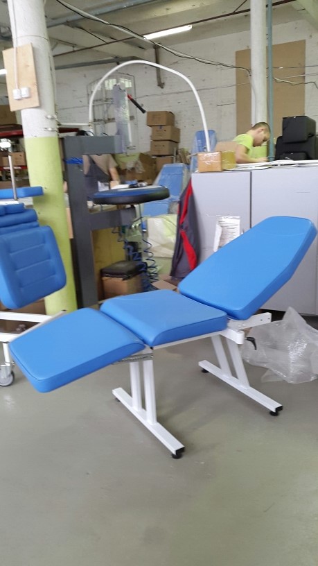 Донорское кресло к-02дн для забора крови в процедурный кабинет СИТИЛАБ  с широкими подлокотниками