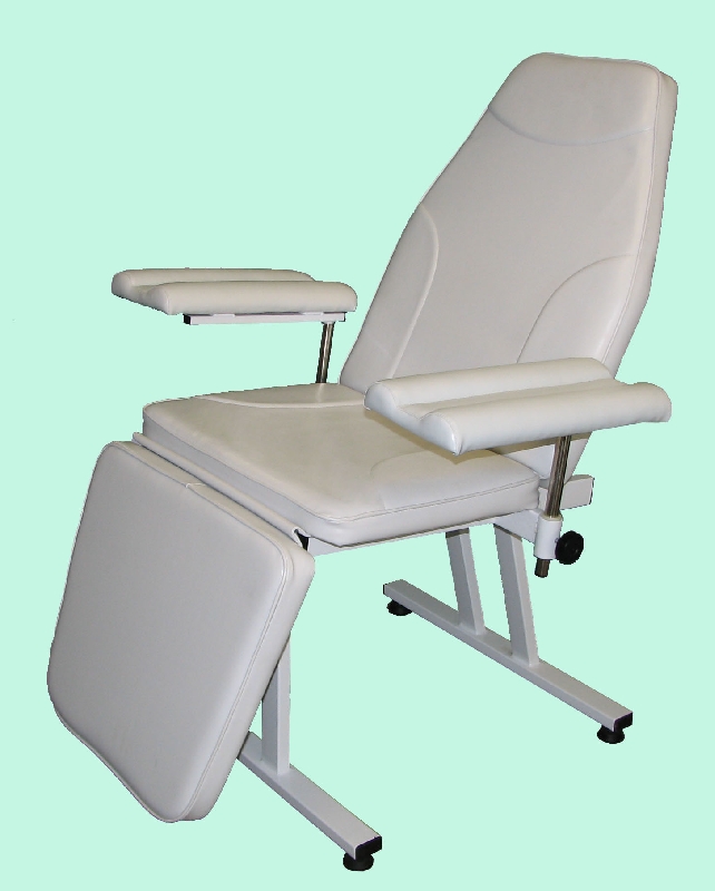 Изображение Донорское кресло к-02дн для забора крови в процедурный кабинет ИНВИТРО с широкими подлокотниками