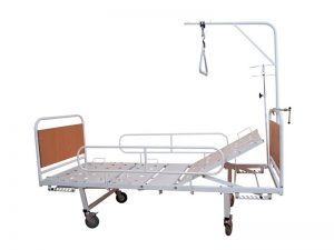 Кровать медицинская КФМ4-01 со съемными колесами
